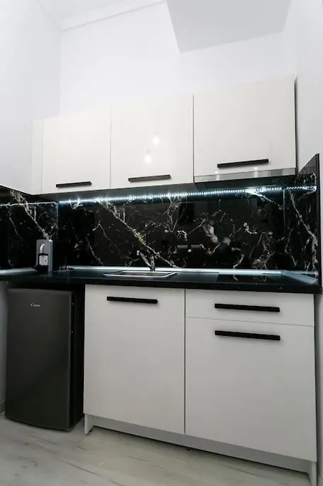 Apartment Μarble Suite. 40Sqm Center. Gas Heating. Private Entrance.Secured24H Thessaloniki